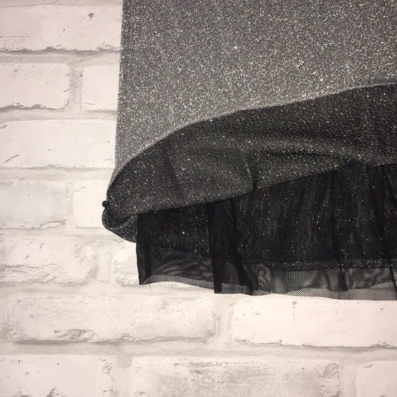 Glittery Party Dress 🍾 - Picture 5 of 7